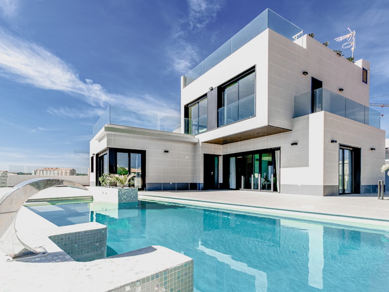 LUXURY PACKAGE